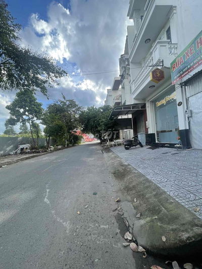 cho thuê kho KDC Hưng Phú 1 4,5x18 5tr