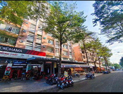 Cho thuê MT tầng trệt,C/C bình phú,3P