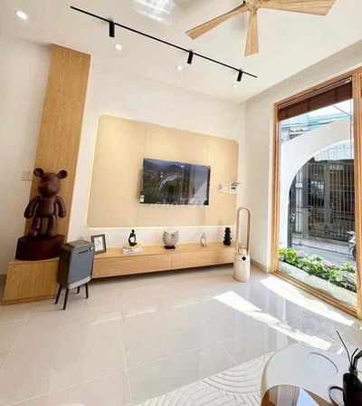 SÁT HXH NGAY CẦU BÔNG - P1 BÌNH THẠNH - 2 TẦNG 40M2 - HƠN 5TỶ TL