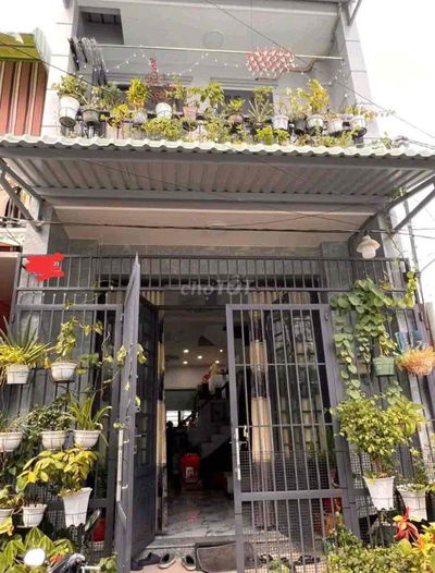 CẦN BÁN GẤP NHÀ XÃ QUY ĐỨC