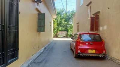 Bán nhà , 64m2, 3 phòng ngủ, thôn Cầu Thăng Long , sát Đường Anh Dũng