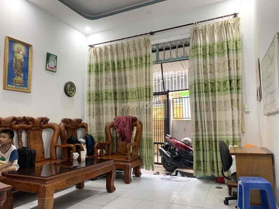 Bán nhà cấp 4 hẻm Đường số 400 gần ngay bến xe Miền Đông mới