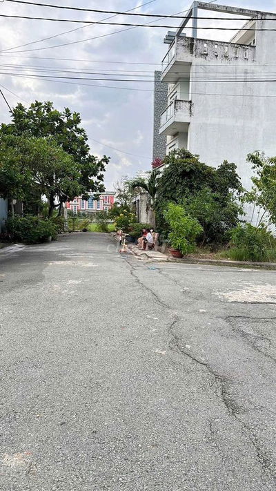 Đất đẹp Bà Điểm 4, Bà Điểm, DT: 10x20 giá 6,7 tỷ