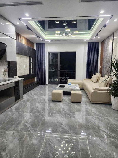 SIÊU PHẨM VÂN HỒ, LÔ GÓC, 35M2, 5 TẦNG,MẶT TIỀN 4,5 M, CHỈ 12 TỶ, NGÕ