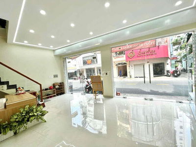 Mặt tiền đẹp Q3, mới sạch, ngang 7m giá tốt TL