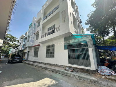 🔥Góc 2 Mặt Tiền Sát Đại Học Văn Lang 30m - Kinh Doanh Tự Do Ăn Uống.