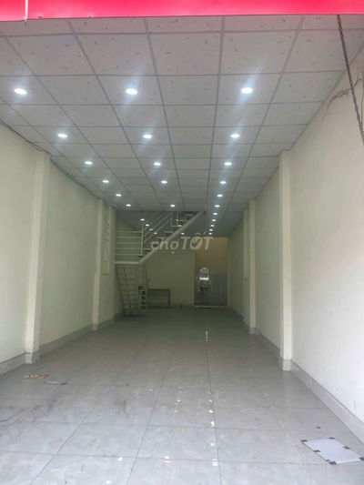 Cho thuê nhà số 270 trường chinh. 4,3 x 19. 1 lầu. 2pn. 2wc. Giá 8tr