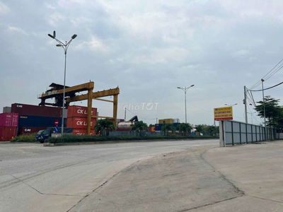 10000m. Siêu Rẻ. MT Đường Nguyễn Thị Tư. Phú Hữu. Quận 9.