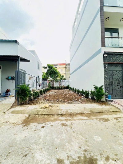 BÁN LÔ ĐẤT THỔ- NGANG 6M- HXH 6M- HÀNG XÓM QUẬN 7- HTP- GIÁ NHỈNH 4 TỶ