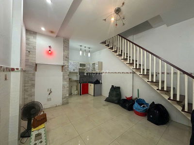 Đất có sổ 1 trệt 1 lầu đường Lê Văn Sỹ