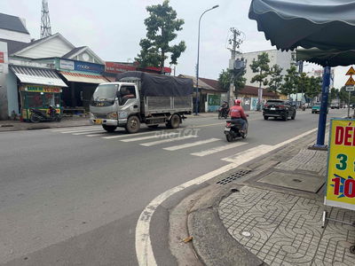 • Đất Thổ cư . Mặt Tiền Đồng Bà Canh . Xuân Thới Sơn . HM