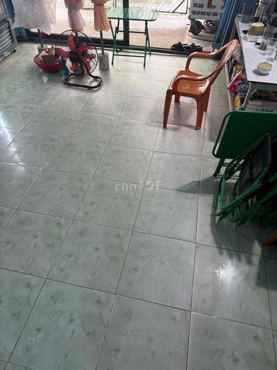 CẦN SANG LẠI MẶT BẰNG