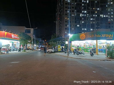 View lõi 10 toà Ori Gardens,kinh doanh,buôn bán ,tiệm thuốc,dạy học