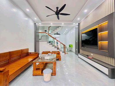 Bán nhà 2,5 tầng mới cứng full nội thất kiệt trưng nữ vương (hải châu)