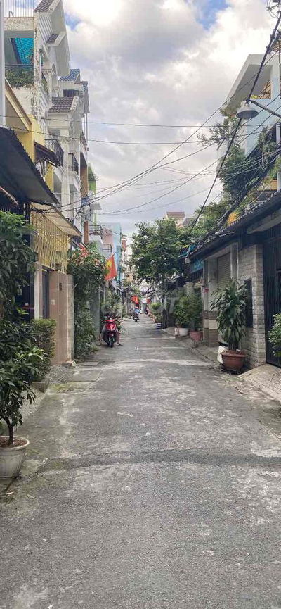 Nhà Hẻm xe hơi Huỳnh Văn Nghệ Tân Bình 40 m 2 lầu chỉ 4,85 tỷ