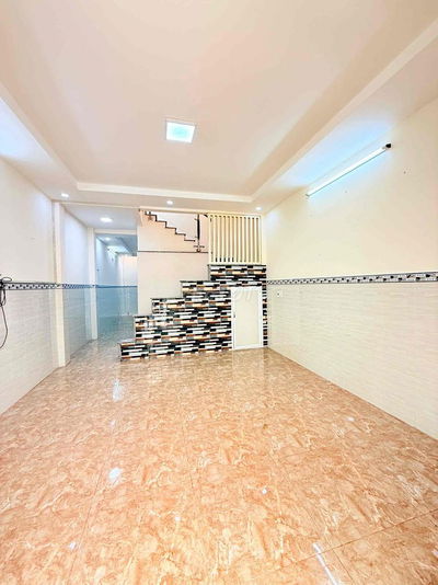 Bán nhà Tân Bình Khu Sân Bay 60m2 2tầng đúc HXH chỉ 6🧄2 TL