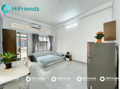 Căn Hộ Studio- 35m2 - Ban Công - Full Nội Thất - Khu Hoàng Hoa Thám