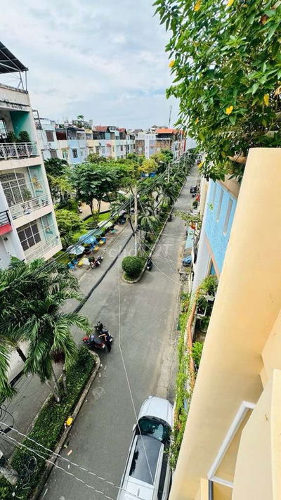 Nhà hiếm chỉ co 1 căn *** nhà mặt tiền cao lổ 13ty5 đường 12 m