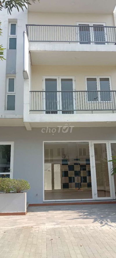 Cho thuê SHOPHOUSE 3 lầu VỪA Ở VỪA KINH DOANH