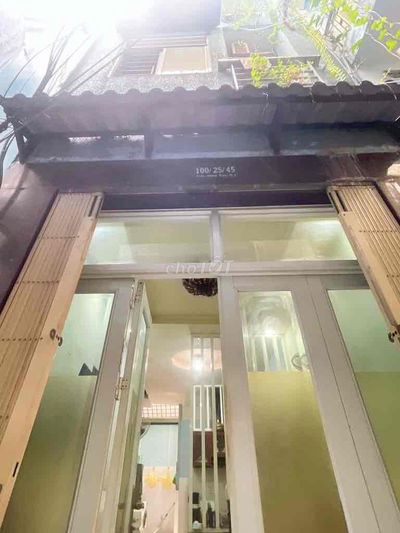 🏠蓉房地产  CHỈ 5.5 TỎI - TRẦN HƯNG ĐẠO Q 1- 30m2 -4 TẦNG - 3m x 10m.