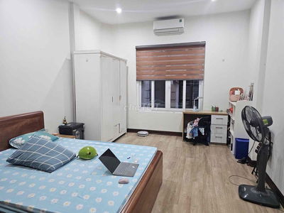 NHÀ PHỐ THÁI HÀ - PHÂN LÔ- Ô TÔ TRÁNH- GIÁ THƯƠNG LƯỢNG