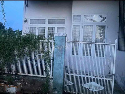 Cho thuê nhà cuối A7 - Phạm Ngũ Lão trong vành đai giá 3tr/th