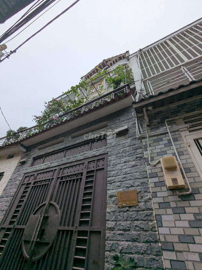 NGAY GIGAMALL THỦ ĐỨC-QUA BÌNH THẠNH 60 GIÂY-BÁN ĐẤT 64M2+GIẤY PHÉP XD