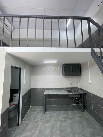 PHÒNG TRỌ SINH VIÊN CÓ SẴN MÁY LẠNH MẶT TIỀN ĐƯỜNG KHÔNG GIAN RỘNG