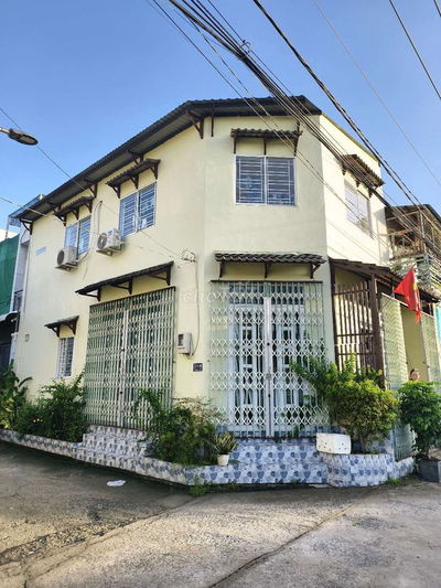 Nhà nguyên căn rộng sạch sẽ Bùi Xương Trạch giao Nguyễn Duy Trinh