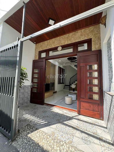 Bán nhà Hoàng Diệu, 3 tầng, 3pn, 2MT, full NT, dt đất 55m2, giá 4,86ty