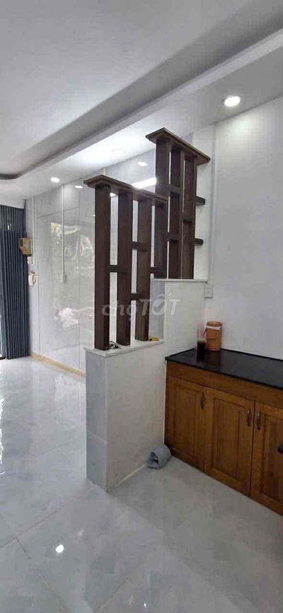 Nhà Bán để đi định cư nước ngoài