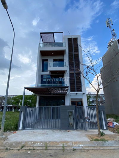 2 PHÒNG KHU BIỆT THỰ QUẬN 2- 28M2-BAN CÔNG FULL NT- GIẢM 500K THÁNG 12