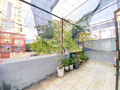 Phòng Mặt Tiền Trung Tâm GV Full Nội Thất Ban Công Siêu Lớn Thoáng Mát