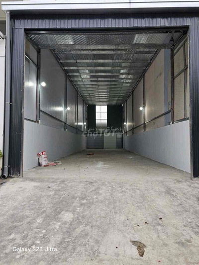 Kho mới 100m2(5x20)  sát Gigamall, hẻm tải Phạm Văn Đồng