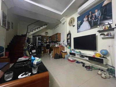 Bán nhà đẹp dân xây Dương Quảng Hàm ngõ thông NVH 31m giá còn TL mạnh
