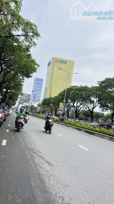 BÁN GÓC 2 MẶT TIỀN ĐẮC ĐỊA – MT NGUYỄN VĂN LINH, TRUNG TÂM ĐÀ NẴNG - DT khủng KD tuyệt vời