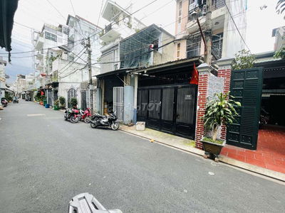 Nhà bán 2 MT HXH trước sau Thoại Ngọc Hầu, dt 4.2x21 giá 9 tỷ 2 tl