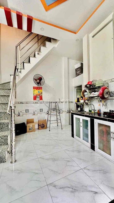 Nhà bán Mễ Cốc F15 Q8 -  sổ hồng riêng 1.7 tỷ