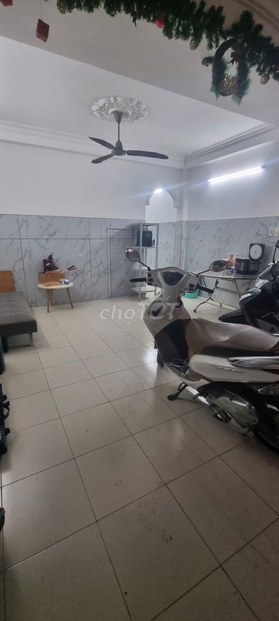 Nhà bán HXH Hồng Lạc, P10, TB dt 4.5x10. 4 Tầng giá 6 tỷ 5 tl