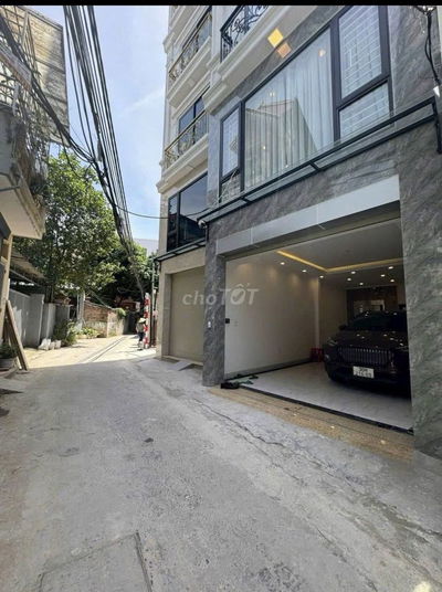 NHÀ THẠCH BÀN- LONG BIÊN 45M 6T THANG MÁY-ÔTÔ 7CHỖ VÀO ĐI THÔNG-11,2TỶ