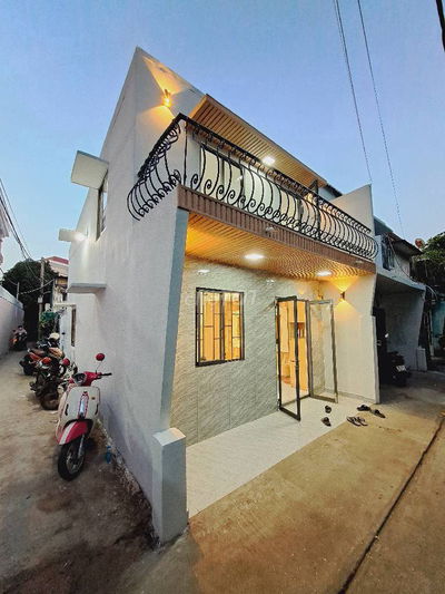 bán SIÊU PHẨM NGAY AEON TÂN PHÚ – 2 TẦNG  Hẻm ba gác