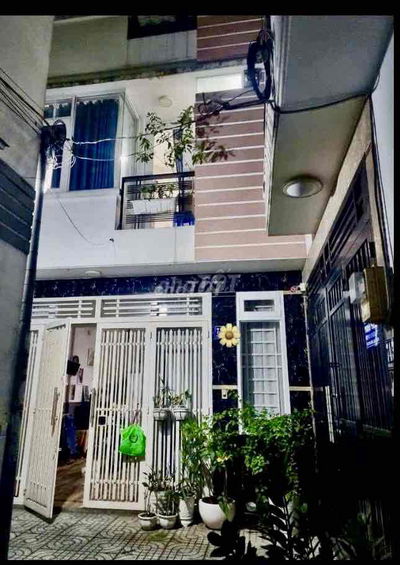 Cho thuê phòng trọ 20m2 , Phan đăng Luu Phú Nhuận