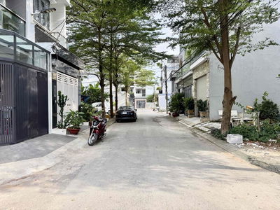 Cần bán đất thổ cư xây dựng tự do thị trấn nhà bè