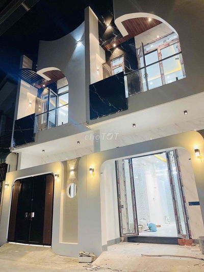 Nhà mới hoàn thiện hoàn công lộ ô tô đường nguyễn thông cần thơ