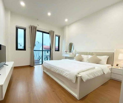 BÁN NHÀ XUÂN PHƯƠNG . 7 TẦNG MỚI TINH . THANG MÁY .VỪA Ở VỪA DÒNG TIỀN