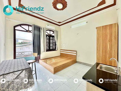 PHÒNG STUDIO CỬA SỔ - BAN CÔNG - NGAY LẠC LONG QUÂN