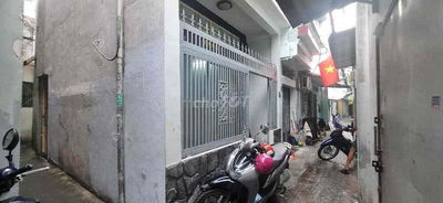 Nhà xinh giá tốt Q6