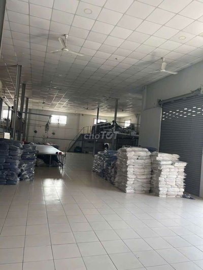 CHO THUÊ KHO XƯỞNG – ĐƯỜNG NGUYỄN VĂN QUÁ, ĐÔNG HƯNG THUẬN, Q12 -1000m