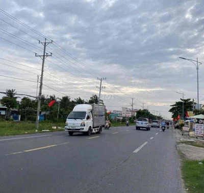 Bán gấp , đất HXH khu phân lô 6 x27 m , QL50 Thạnh Nhựt , Gò Công Tây