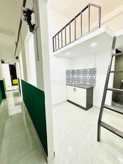 PHÒNG CÓ GÁC MỚI XÂY GIÁ RẺ 3TR8 NGAY NGÃ TƯ HÀNG XANH - BÙI ĐÌNH TUÝ